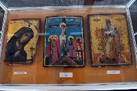 Изложба на икони във фоайето на зала "Сливен"