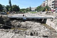 Кметът на Сливен инспектира изпълнението на кръстовището „Розова градина“