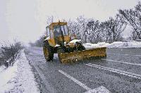 Общо 76 машини ще поддържат пътищата в Сливенско през зимата