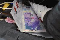 Сливен: Задържаха мъж и жена с фалшива валута 