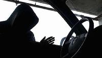 Криминалисти разкриха серия от кражби на вещи от автомобили